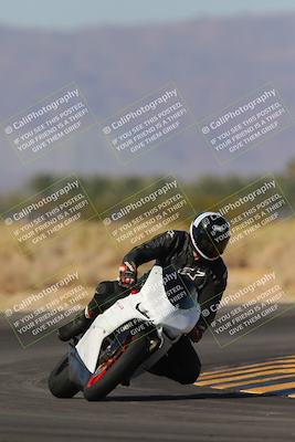 media/Nov-06-2023-Moto Forza (Mon) [[ce023d0744]]/3-Intermediate Group/Session 3 (Turn 16)/
